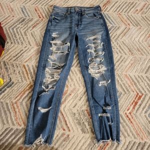 AE MOM JEAN SIZE: 4R